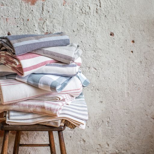 Amana Blankets