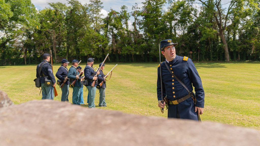 Civil War Soldiers Fredericksburg Battlefield - Barclay Sims Civil War Soldiers Fredericksburg Battlefield - Barclay Sims